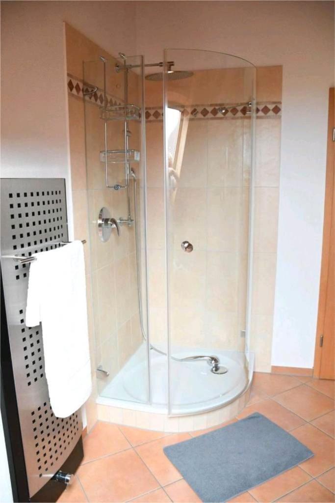 Ferienwohnung Glueck Saaldorf-Surheim ภายนอก รูปภาพ