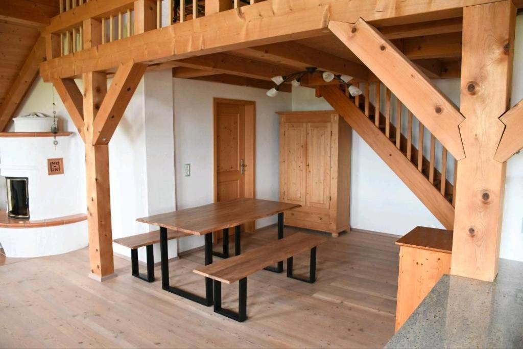 Ferienwohnung Glueck Saaldorf-Surheim ภายนอก รูปภาพ